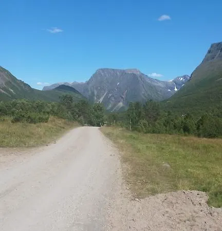 - Boestoelen 度假居 Skjelbostad